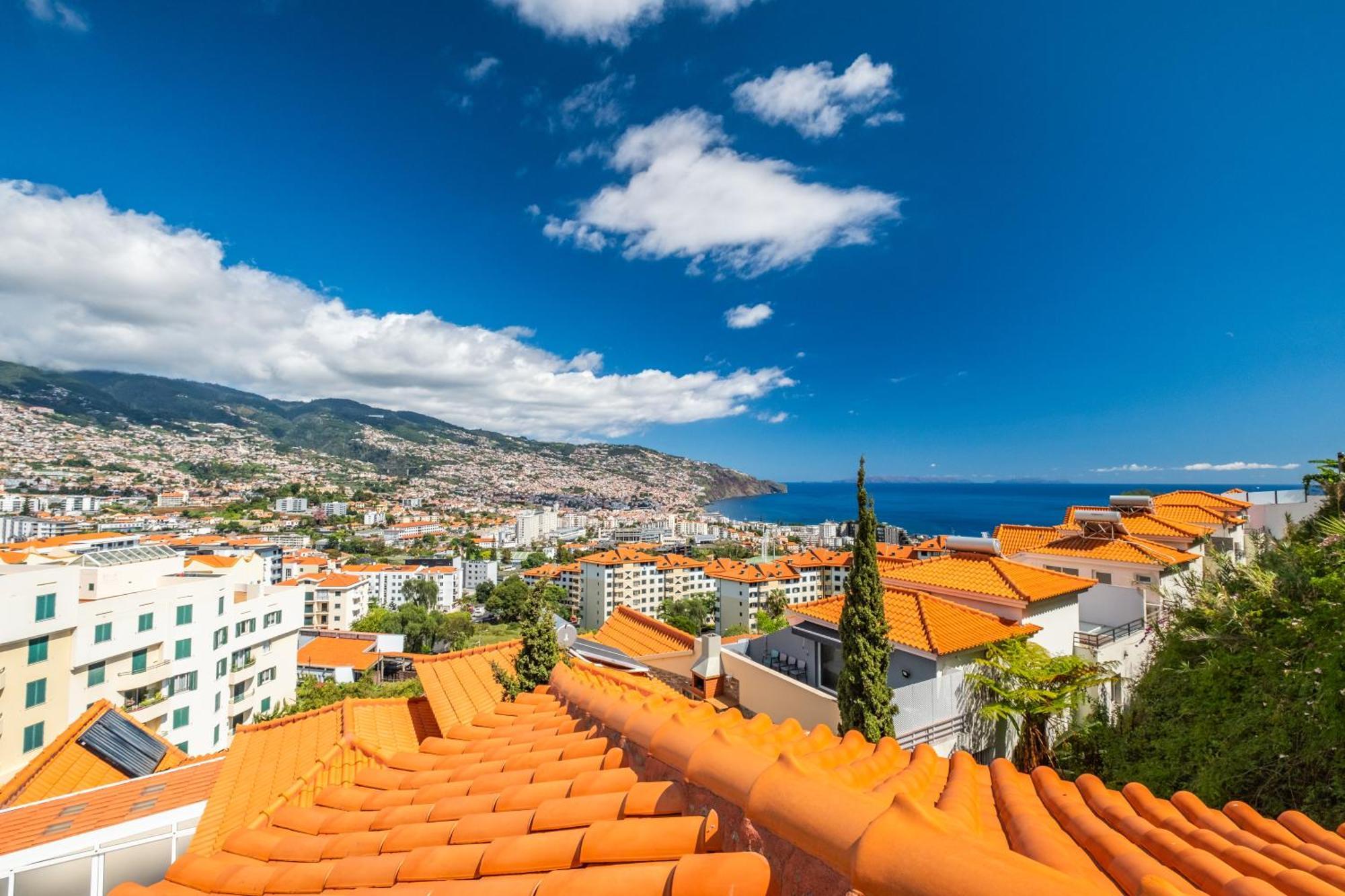 Sun Hills Panoramic Views Villa Funchal  Buitenkant foto